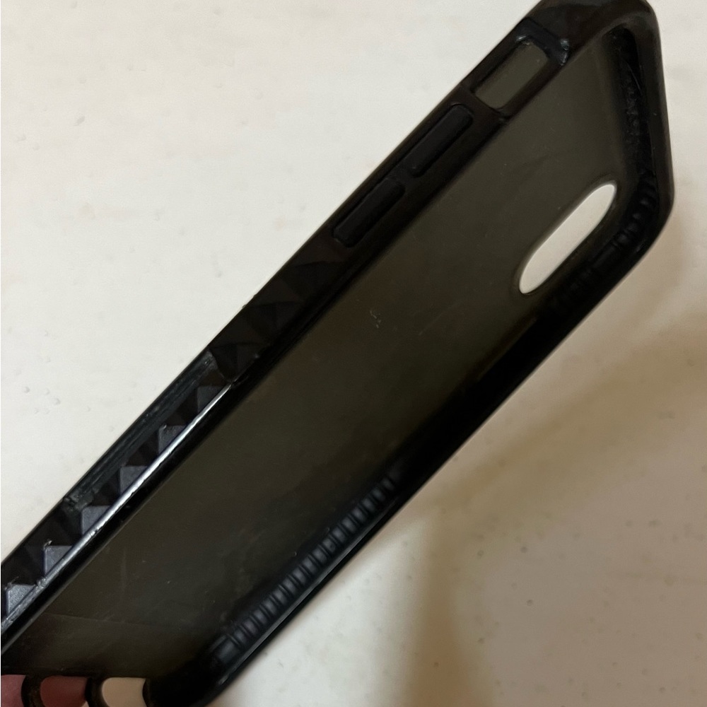 tech 21 iPhone 6 Plus cover
